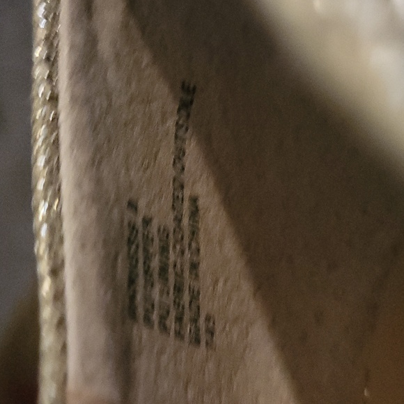 Betsey Johnson bling bling shiny PRINCE d'Orsay Pump - Picture 6 of 14